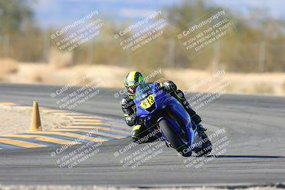 media/Jan-10-2025-CVMA Friday Practice (Fri) [[489e0da257]]/Group 4 and Trackday/Session 5 (Turn 7)/